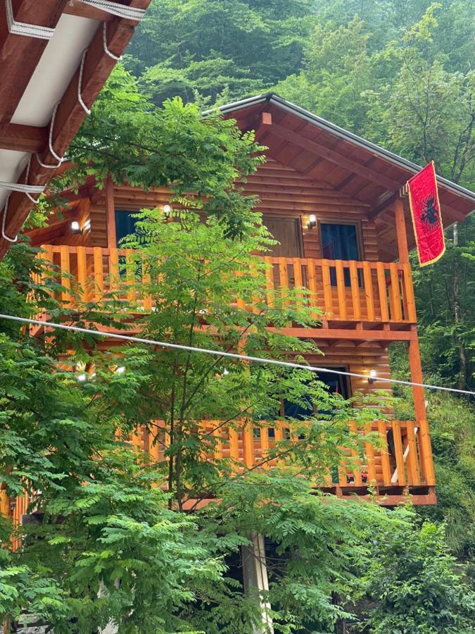 Guri I Lekes Guesthouse Moll' e Shoshit ภายนอก รูปภาพ