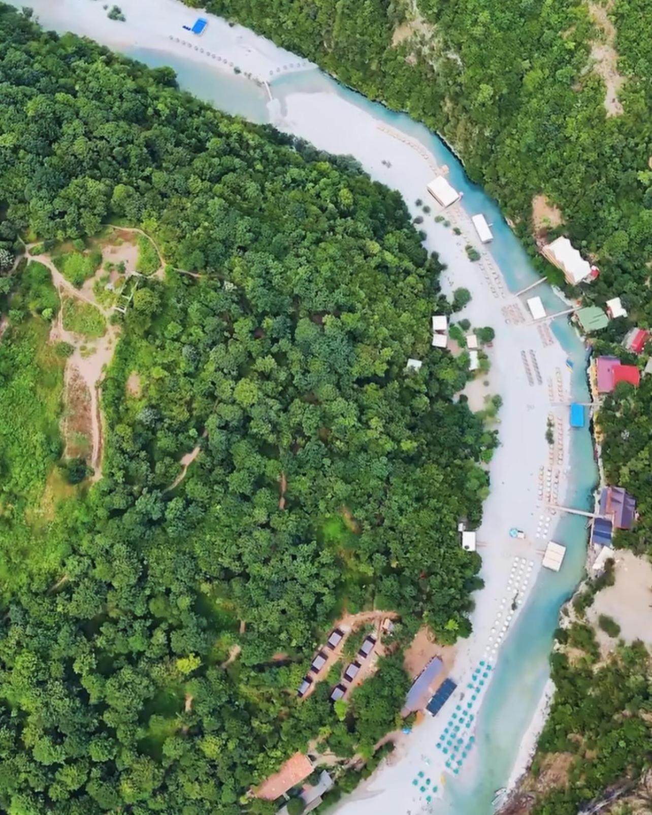 Guri I Lekes Guesthouse Moll' e Shoshit ภายนอก รูปภาพ